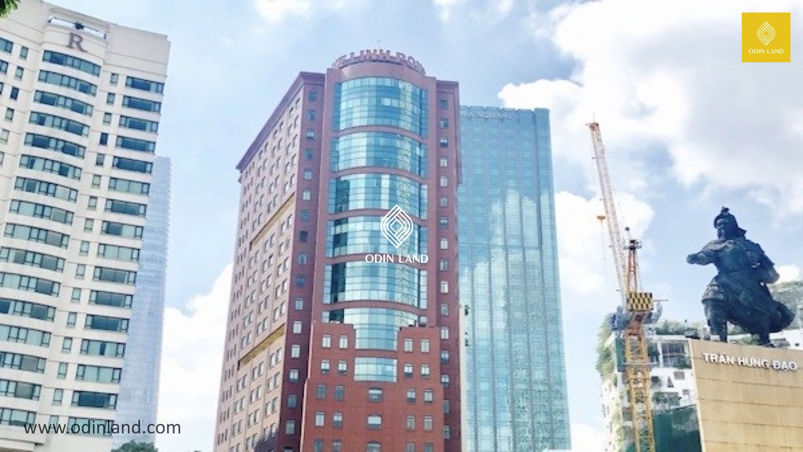 Office for lease at Me Linh Point Tower