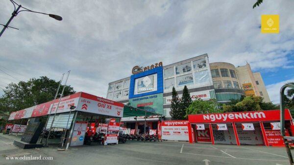 Trung tâm thương mại tòa nhà CMC Plaza