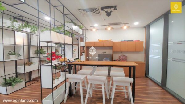 Van Phong Chia Se Hanoi Office Le Van Luong (5)