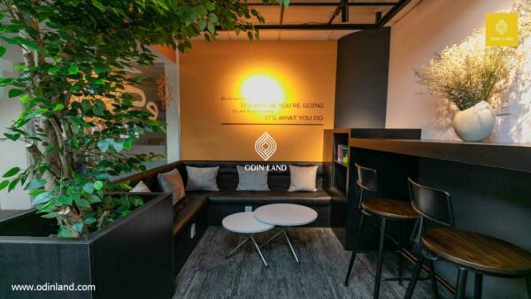 eSmart Centre Point