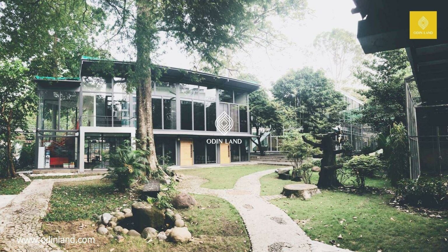 Moonlab Moonlab Coworking Space | 1 Bis Nguyễn Thị Minh Khai, Quận 1, HCM