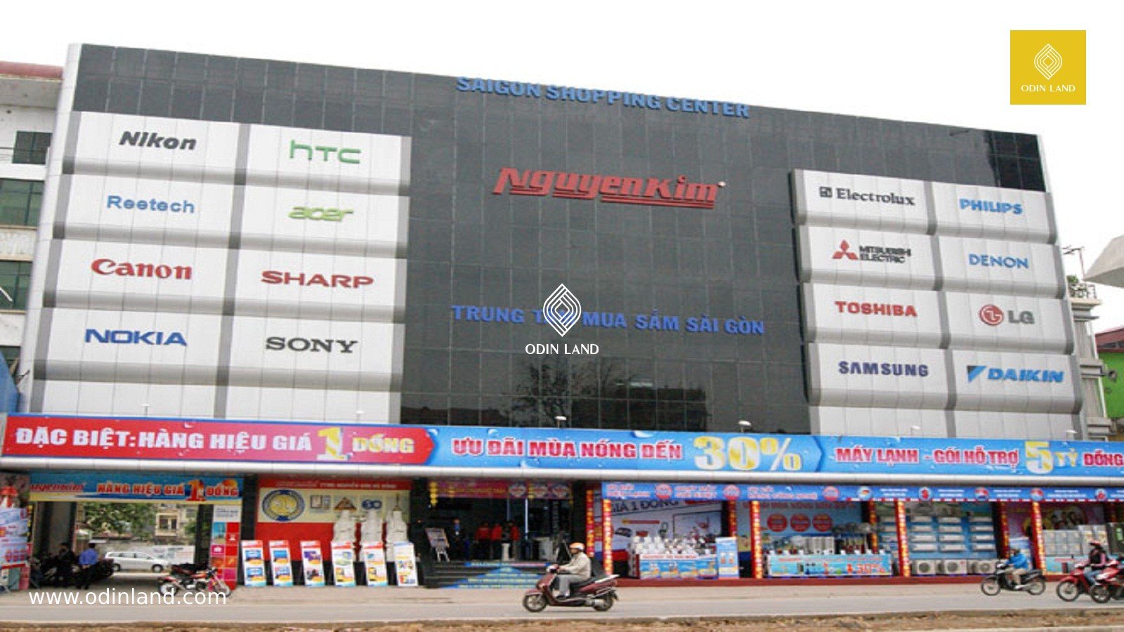 Nguyen Kim Building 4