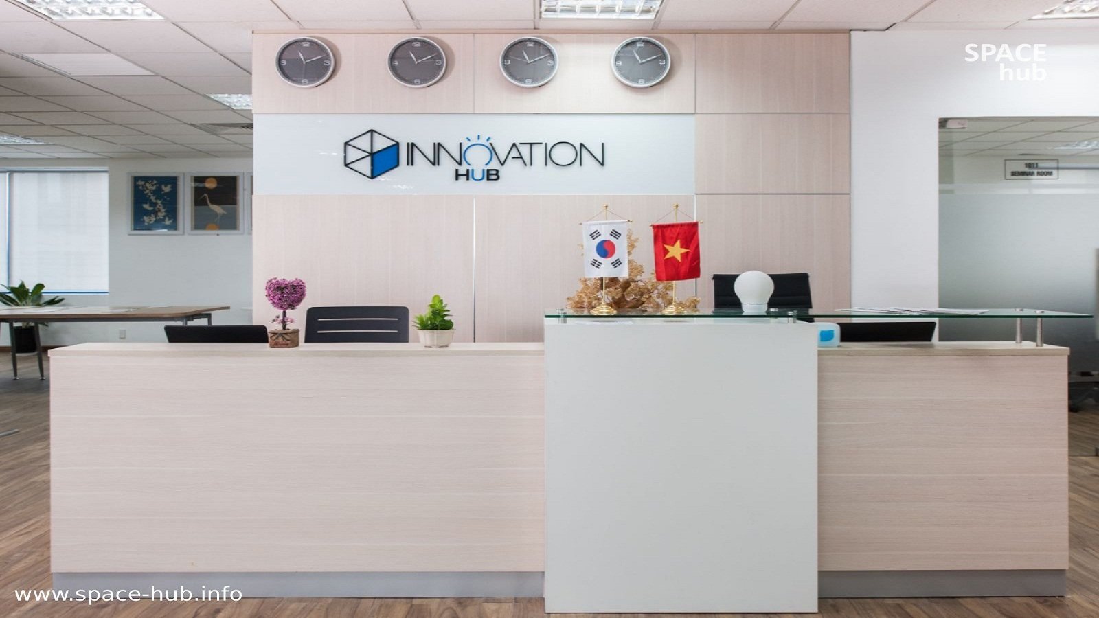innovation hub business incubator