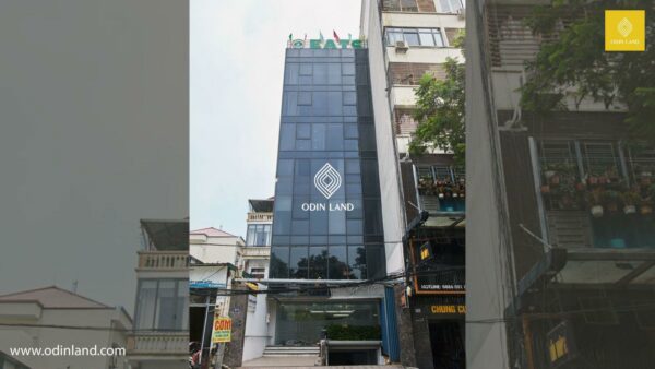 Toà nhà 311 Vũ Tông Phan