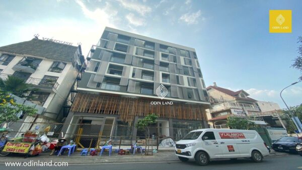 toa nha 81 quoc huong building (1)