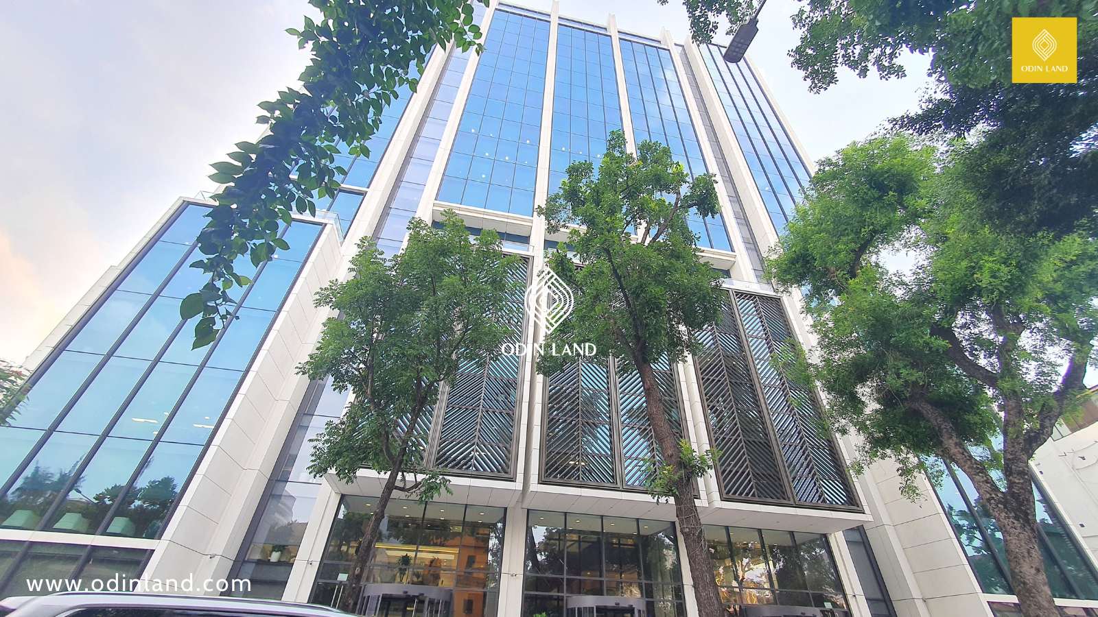 techcombank hanoi tower 1