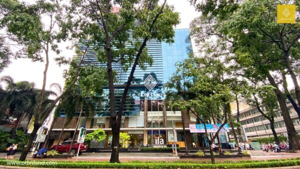 toa nha edovina tower