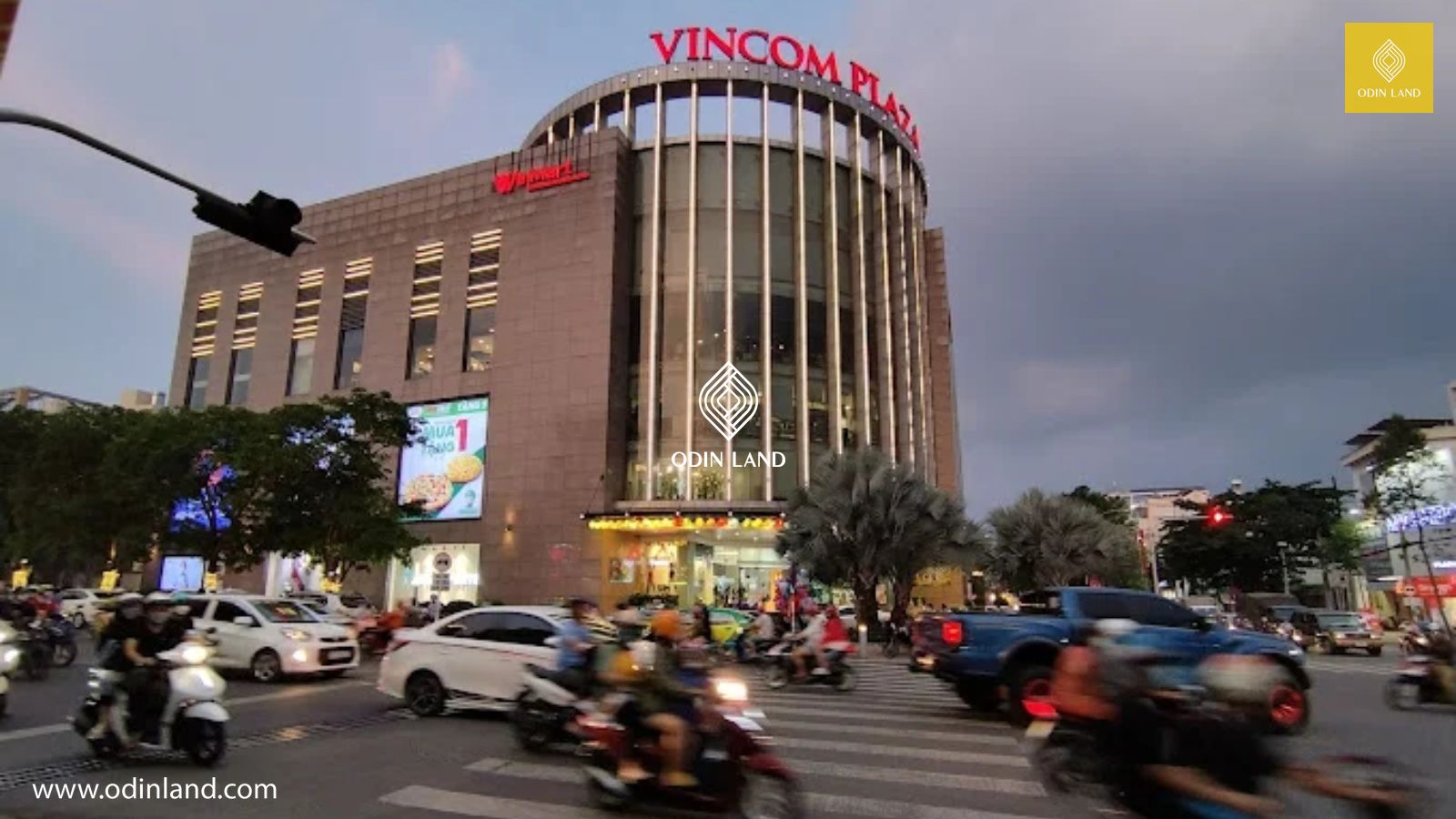 vincom plaza (2)